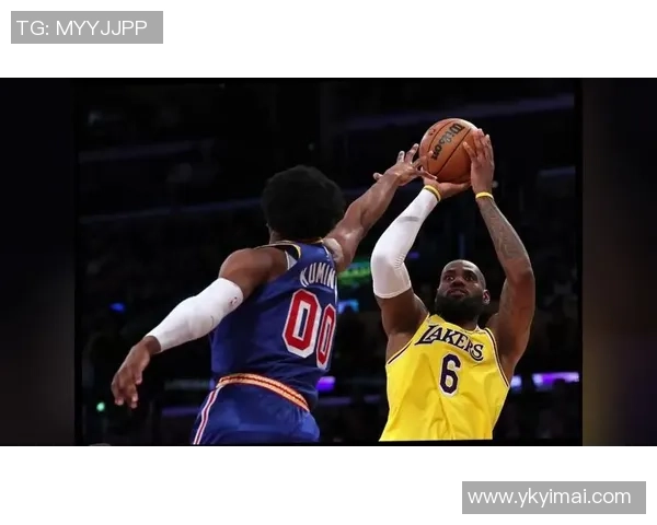 黑白直播湖人对决掘金精彩赛事回顾与分析